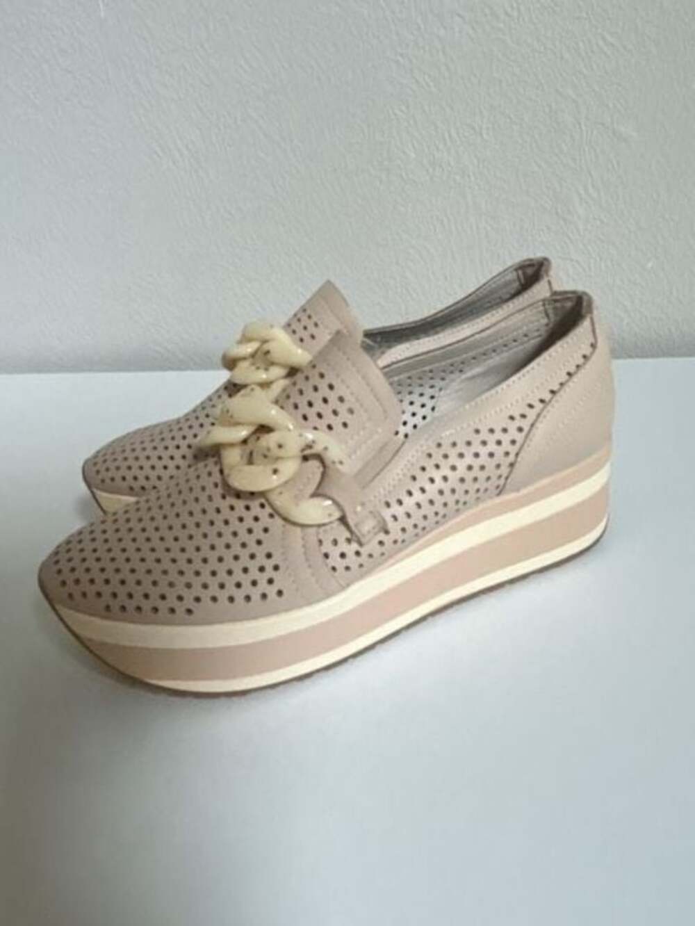 Dolce Vita Jhenee Leather Platform Sneakers Sand Nubuck Chain S 6.5 - Picture 5 of 16